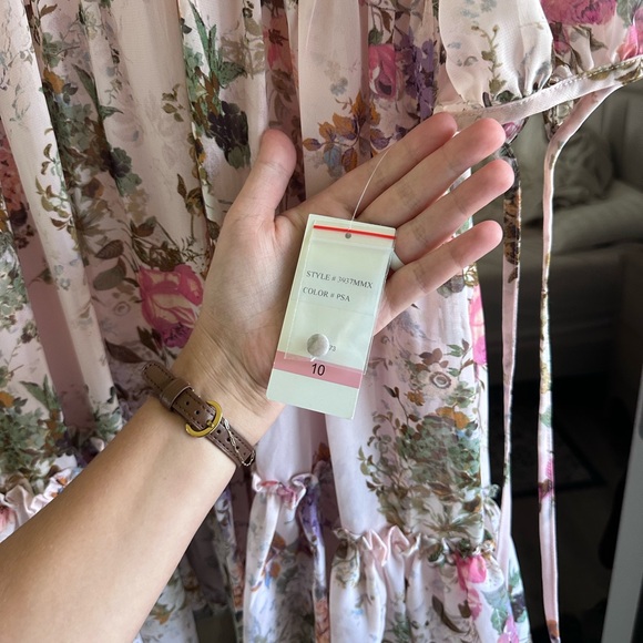 NWT Floral Midi Dress - Picture 4 of 5